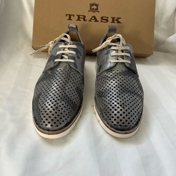 TRASK Lena metallic camouflage perforated boat athletic shoes 7M sneakers - Picture 5 of 9